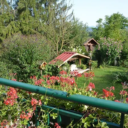 Gaestehaus Schmid * Sankt Johann im Saggautal