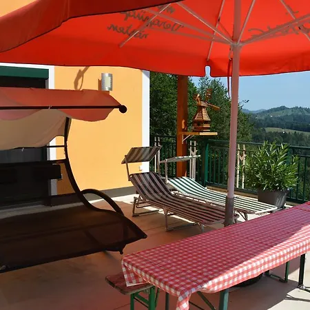 Gaestehaus Schmid * Sankt Johann im Saggautal