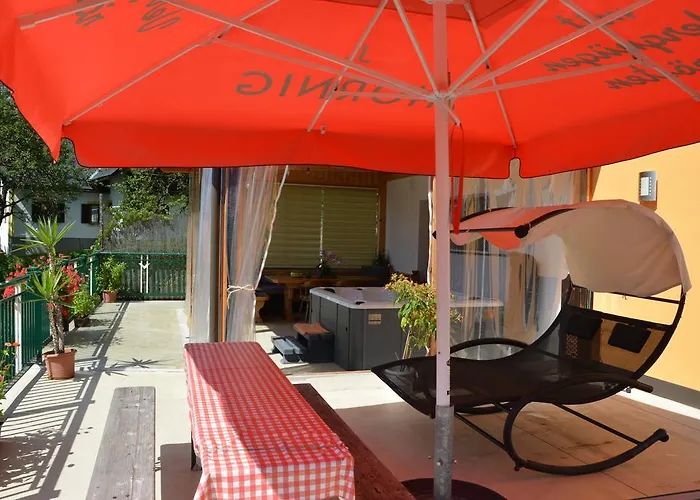 Gaestehaus Schmid 홈스테이 Sankt Johann im Saggautal